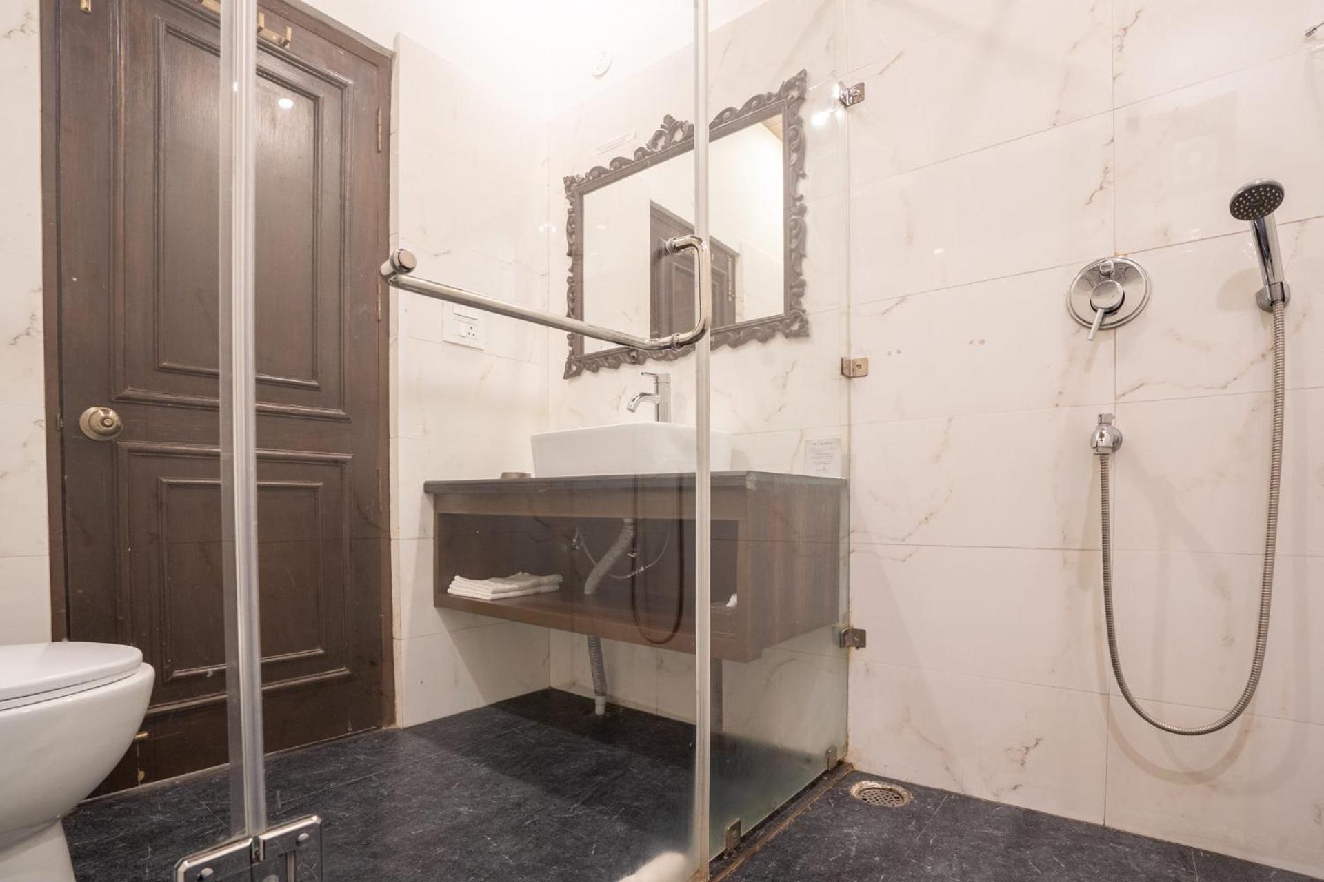 Stayvista At Pine Estate With Outdoor Jacuzzi شيملا المظهر الخارجي الصورة