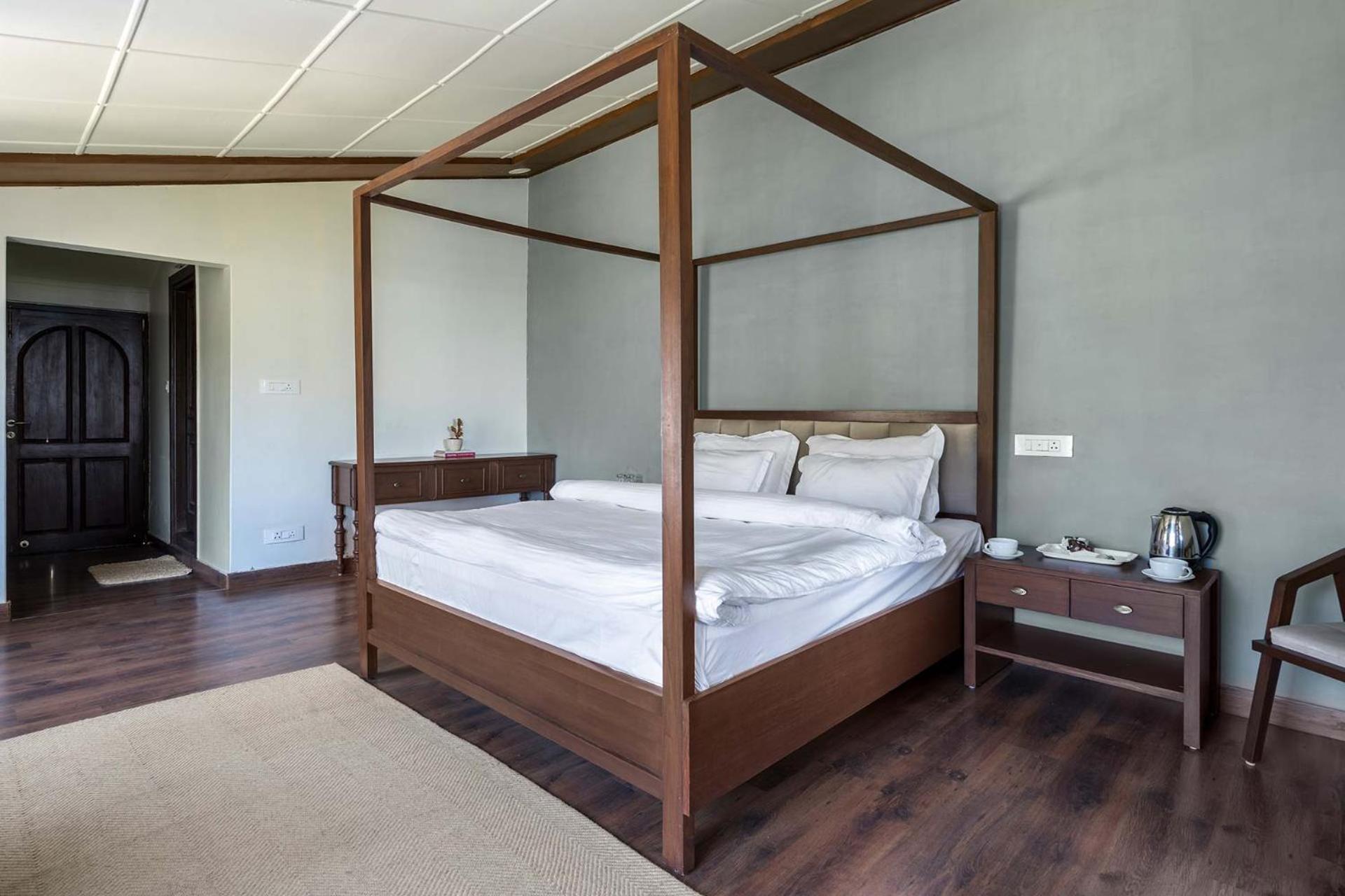 Stayvista At Pine Estate With Outdoor Jacuzzi شيملا المظهر الخارجي الصورة