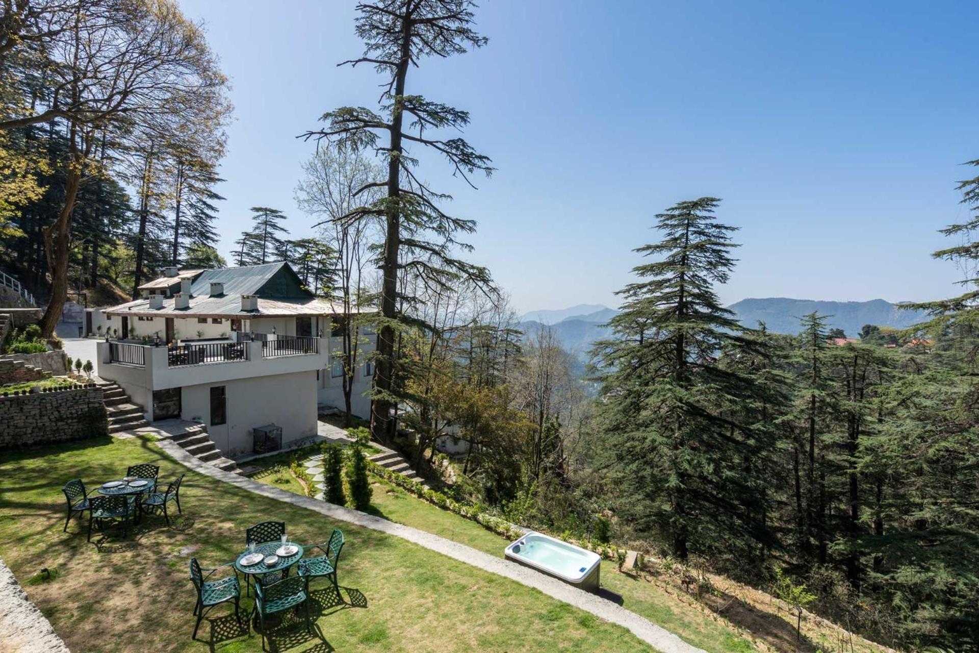 Stayvista At Pine Estate With Outdoor Jacuzzi شيملا المظهر الخارجي الصورة